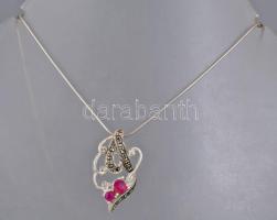 Ezüst (Ag) kígyó nyaklánc szintetikus rubinnal és markazittal díszített medállal, jelzett, h: 42 cm, bruttó: 7,9 g