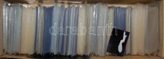 kb 1800 db használt képeslaptok / cca 1800 used postcard-case