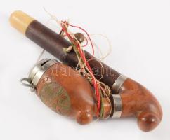 1958 Brüsszeli világkiállítás emlék pipa. Faragott fa. Szár nélkül 15 cm  1958 Brussels World Fair commemorative pipe. Carved wood. Without stem 15 cm