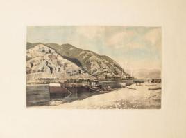 Vidovszky Béla (1883-1973): Dömösi táj (Dunakanyar). Színezett rézkarc, papír, jelzett, apró törésnyomokkal, 23×38 cm