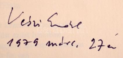 Vészi Endre: Titokzatos párhuzamok.Bp., (1977). Magvető. 132, [4] p.Kiadói, egészvászon-kötésben, .Dedikált.