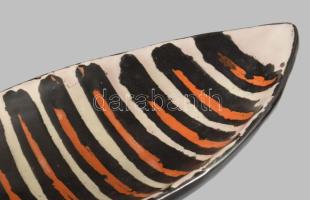 Gorka Lívia csíkos mázas keármia tál, jelzett, hibátlan, h: 16,5 cm