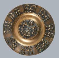 Vegyes réz tárgyak tételben tapper, gyetyatartók, feszület, stb