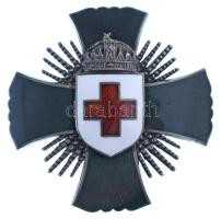 1922. "A Magyar Vöröskereszt Érdemkeresztje" ezüstözött, zománcozott, bronz jelvény, közep...