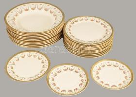 Sarreguemines nagy szervíz készlet hiányos. 24 lapos tányér. 10 mély tányér, 11 kistányyér. 11 csész...