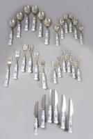 Porcelán nyelű hat személyes evőeszköz készlet, hiánytalan, hibátlan