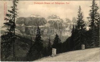 1906 Passo Pordoi, Pordoijoch (Südtirol); Strasse mit Sellagruppe / road. Joh. F. Amonn (EK)