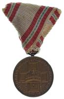 Berán Nándor (1889-1965) 1935. "Magyar Vöröskereszt Ifjúsági Osztálya" aranyozott bronz ki...