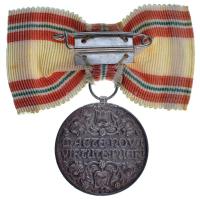 Berán Nándor (1889-1965) 1935. "Magyar Vöröskereszt Ifjúsági Osztálya" peremén jelzett ezü...