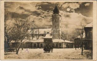 1927 Liptószentmiklós, Liptovsky Mikulás; Római katolikus templom, utca lovasszánnal télen este hold...