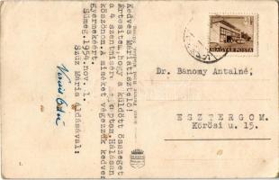 1954 Sümeg, Néptömegek a sümegi Mária nevenapi nagybúcsún, körmenet, háttérben a vár (EB)