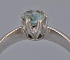 Fehérarany (Au) gyűrű, kő berakással, jelzett, 2004-2016 közötti fémjel, 14 karátos arany, m:52, bru...