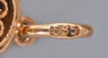 Arany (Au) medál, puttós függővel, jelzett, 14k, 0,42g