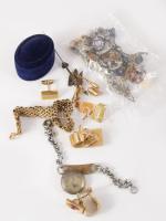 Zacskónyi vegyes régi bizsu, antik darabokkal