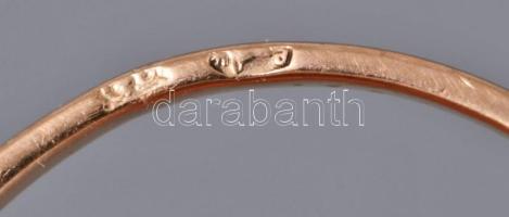 Arany (Au) gyűrű, 1872-1937 közötti fémjel, 14 karátos arany, ezüst foglalatban középen cca 0,3ct sé...
