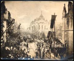 1906 Kassa, II. Rákóczi Ferenc újratemetése, hátoldalon feliratozott fotó, sarkain törésnyomok, 11×13,5 cm