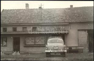 cca 1960-1970 Vámosnikola, mozi, fotó, 9×14 cm