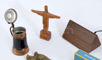 Doboznyi vegyes bolha tétel, közte bronz vaddisznó figurás hamuzó