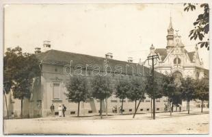 Nagyszalonta, Salonta; Városháza / town hall. photo (EM)