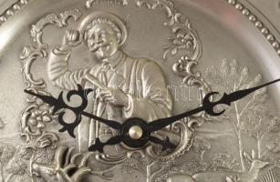 Vadász falióra ónból kvarc szerkezettel d: 26 cm