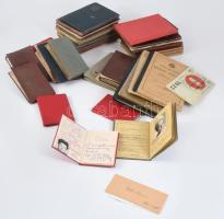 Egy doboznyi vegyes okmány, igazolvány, kb. 50 db