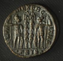 Római Birodalom / Siscia / Delmatius 335-337. Redukált Follis (2,62g) T:VF
Roman Empire / Siscia / ...