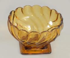 Régi borostyánszínű kis kínáló, 15x9 cm