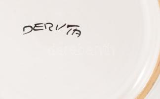 Deruta sárkánymintás dísztál, jelzett, kis mázhibával, d: 20,5 cm