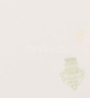 Zsolnay virágmintás kínáló, jelzett, kis kopással, d: 29 cm