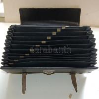 18 rekeszes ügyvédi irattáska a két háború közötti időszakból