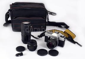 Praktica PLC2 fényképezőgép, Pentacon Electric 2.8/135 objektív + Pentacon Electric 4/200 MC objektív + Carl Zeiss Jena objektív.