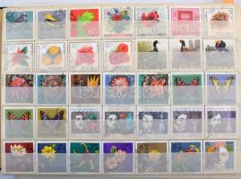 Kb 9.000 db lengyel bélyeg tízesekben, berakólapokon