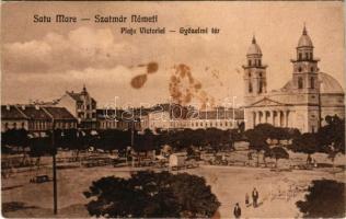 1924 Szatmárnémeti, Satu Mare; Győzelmi tér, piac, templom. Singer kiadása / Piata Victoriei / square, market, church (fl)