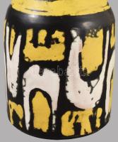 Gorka Lívia (1925-2011): Váza. Jelzett, minimális kopottsággal, m: 16,5 cm