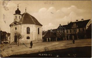 Galgóc, Frasták, Hlohovec; templom, városháza, üzletek / church, town hall, shops. photo (EB)