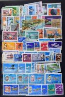 Repülő, hajó, vonat, autó, közlekedés, állat stb motívum bélyegek 2 db A4-es berakóban