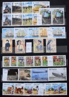 Főleg tengeren túli összeállítás, benne motívum sorok, blokkok, kisívek 10 lapos A4-es berakóban