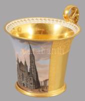 cca 1820 Alt wien nagyméretű emlékcsésze, a Szent István-székesegyház ábrázolásával, jelzett, minimális kopással, m: 11 cm