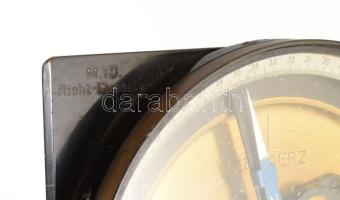 1914 C. P. Goerz hadihajóra való célzó iránytű. Sorszámozott, dátumozott "C.P. Goerz Wien u. Po...