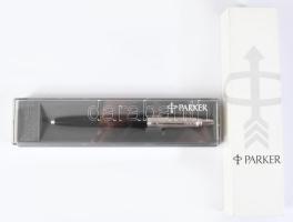 Parker toll tokjában