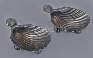 Ezüst (Ag) fűszerkínáló pár, balra néző női fej jelzéssel, 95g