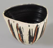 Gorka Lívia (1925-2011): Kaspó. Jelzett, hibátlan, d: 20 cm, m: 14,5 cm