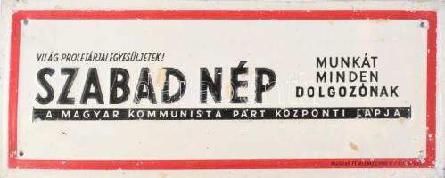 cca 1950 Szabad Nép újság fém tábla. Magyar Fémlemezipari RT. Kopottas állapotban. 10x25 cm
