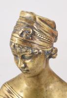 Schrot jelzéssel: női félakt. Bronz, Jelzett 18 cm