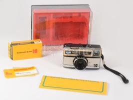 Kodak Instamatic 177 x, retro fényképezőgép, eredeti dobozában. blokkal, leírással