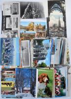 Kb. 130 db MODERN külföldi város képeslap / cca. 130 modern foreign town postcards