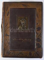 Malonyay Dezső: Munkácsy Mihály élete és munkái. 24 műmelléklettel és 110 képpel, vázlattal. Bp., 1898, Singer és Wolfner, [8]+235+[9] p.+ 24 t. Első kiadás. Benne Munkácsy Mihály (1844-1900): Konyhában c. egyetlen rézkarcával (20x28 cm). Kiadói aranyozott, dombornyomott, szecessziós egészvászon-kötés, Gottermayer-kötés, a borítón fém plakettel, viseltes borítóval, sérült gerinccel, helyenként kissé sérült lapokkal, néhány kijáró lappal.