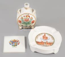 Nagyvárad hazatérése alkalmából készített Zsolnay kulacs m: 11,5 cm, Zsolnay hamuzó d: 12,5 cm és He...