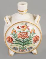 Nagyvárad hazatérése alkalmából készített Zsolnay kulacs m: 11,5 cm, Zsolnay hamuzó d: 12,5 cm és He...