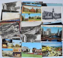 118 db MODERN külföldi város képeslap / 118 modern foreign town postcards